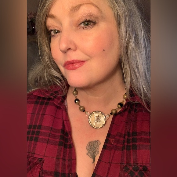 Absolutely unique beaded necklace with scarf clip pendant - Picture 4 of 4